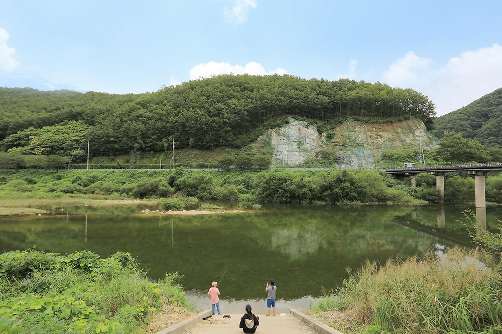 금수문화공원 야영장