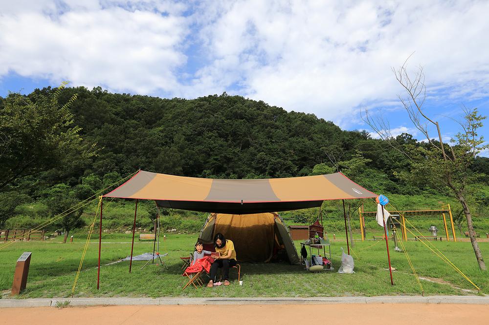 금수문화공원 야영장