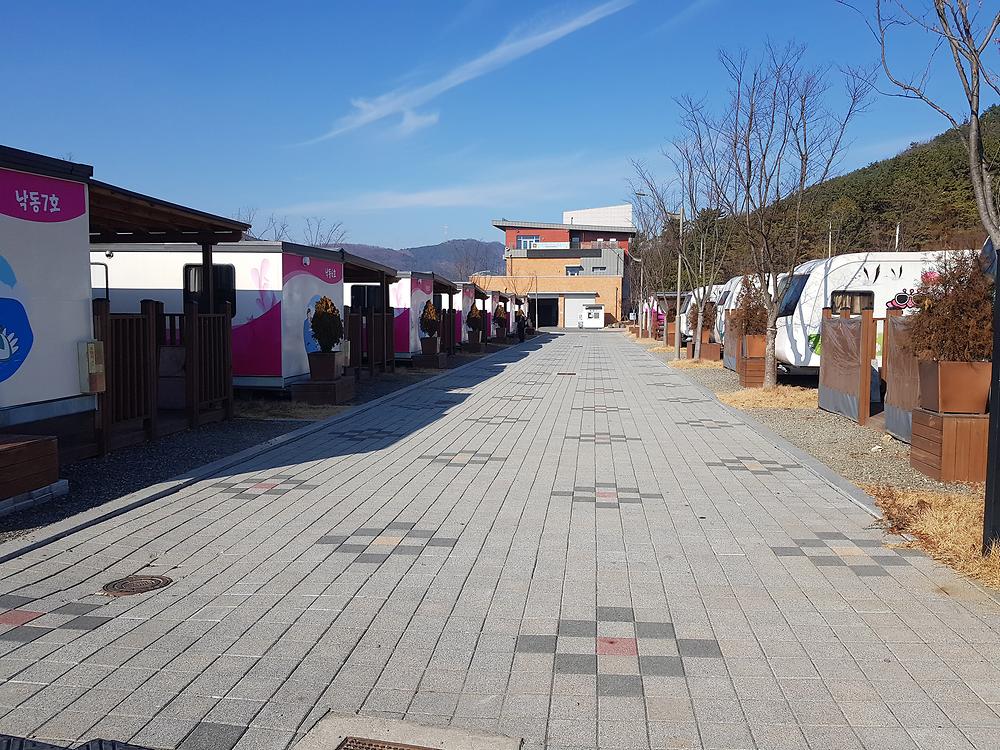 낙동강 레포츠밸리 강변오토캠핑장