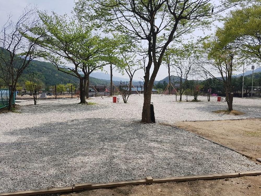 넓은마당캠핑장