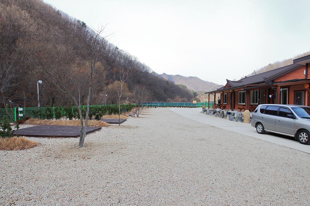 별밤펜션 캠핑장