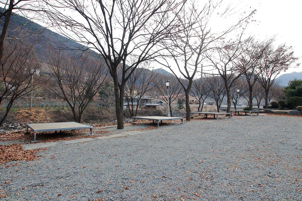 엘림펜션 오토캠핑장