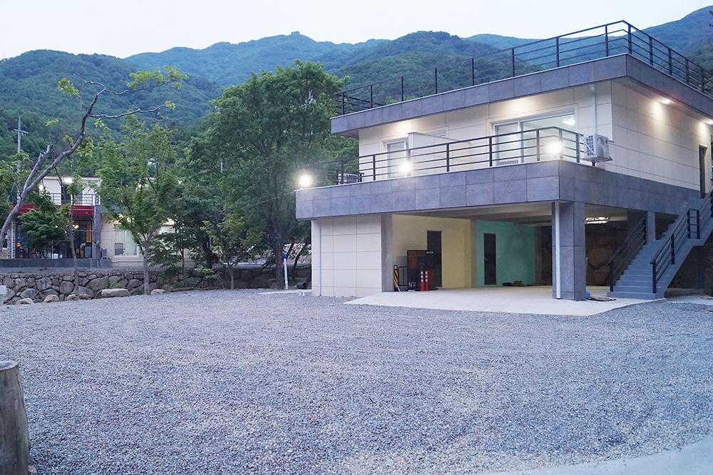 진틀펜션캠핑장