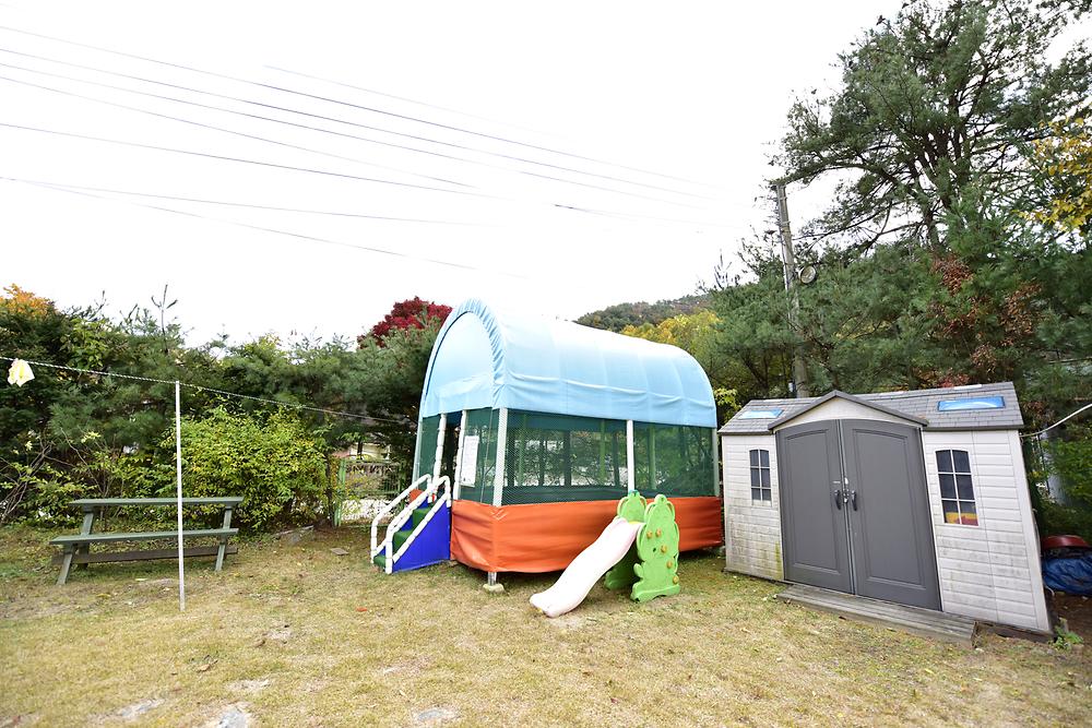 들꽃여울캠핑장