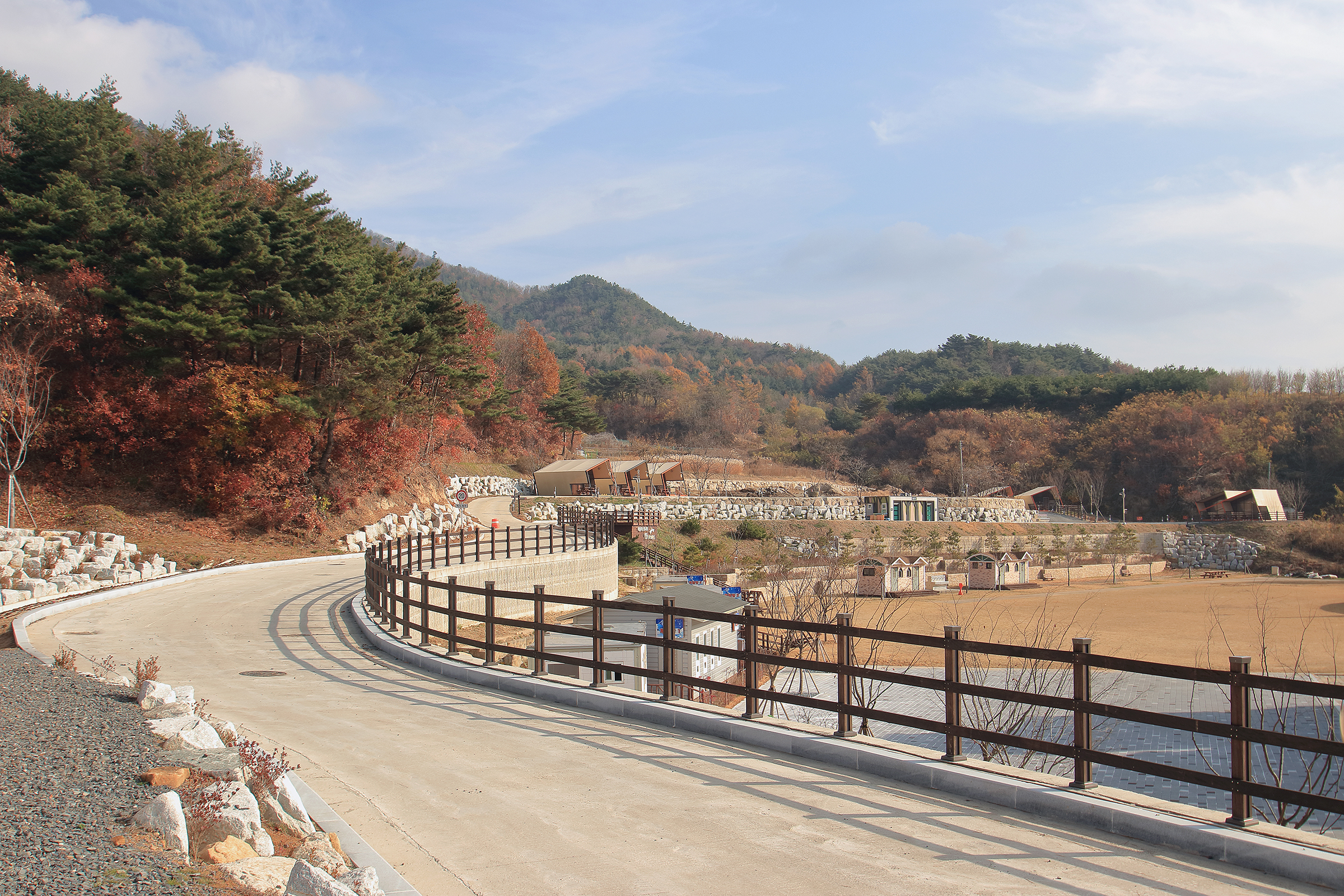 별빛테마마을 야영장