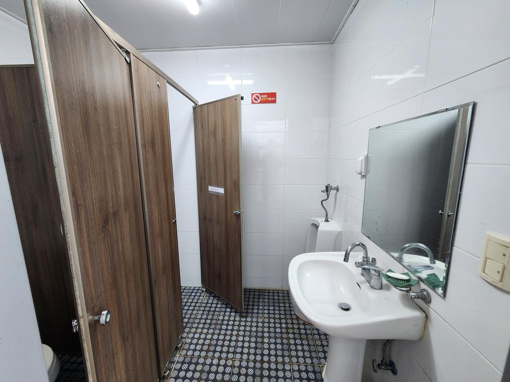 숲속에안뜰 캠핑장