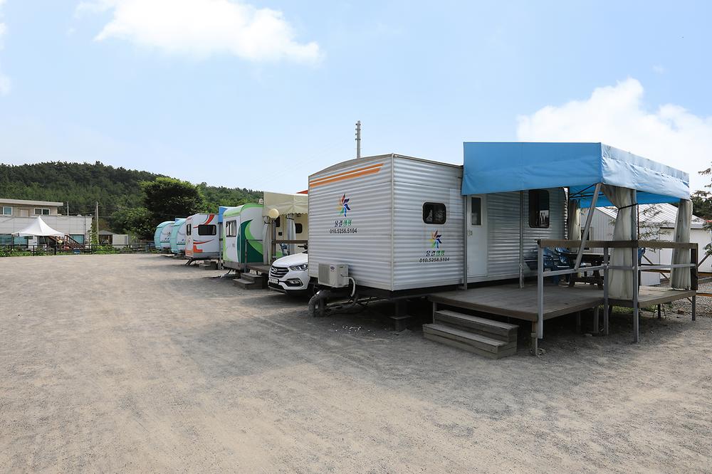 바다물결캠핑장