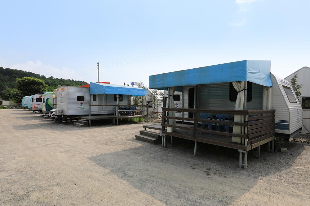 바다물결캠핑장
