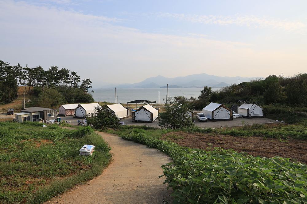 남해 더왕 글램핑장