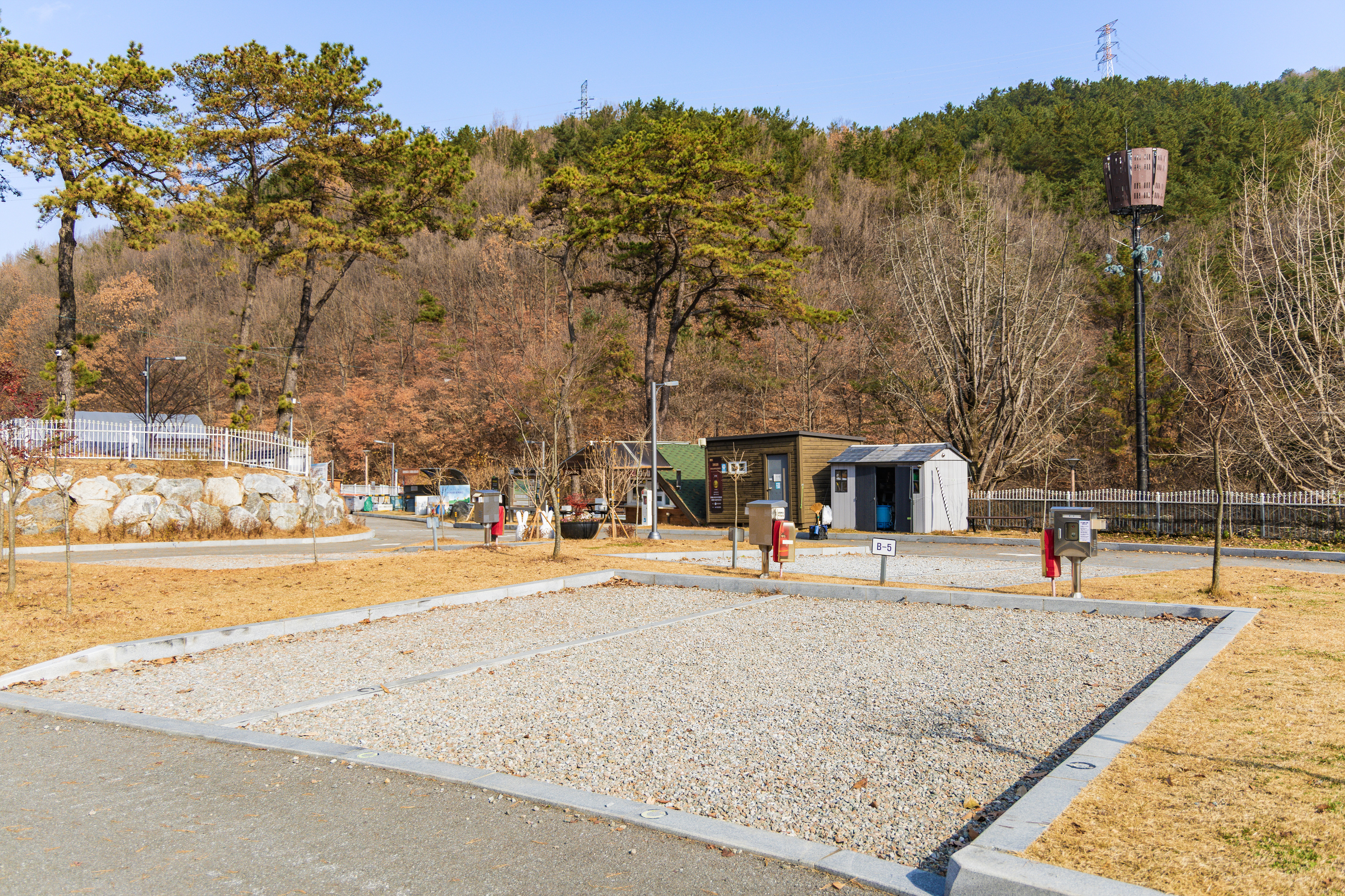 전월산 국민여가캠핑장