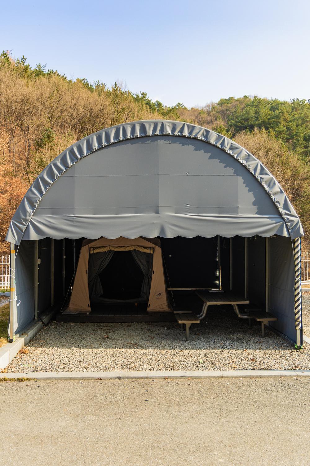 전월산 국민여가캠핑장