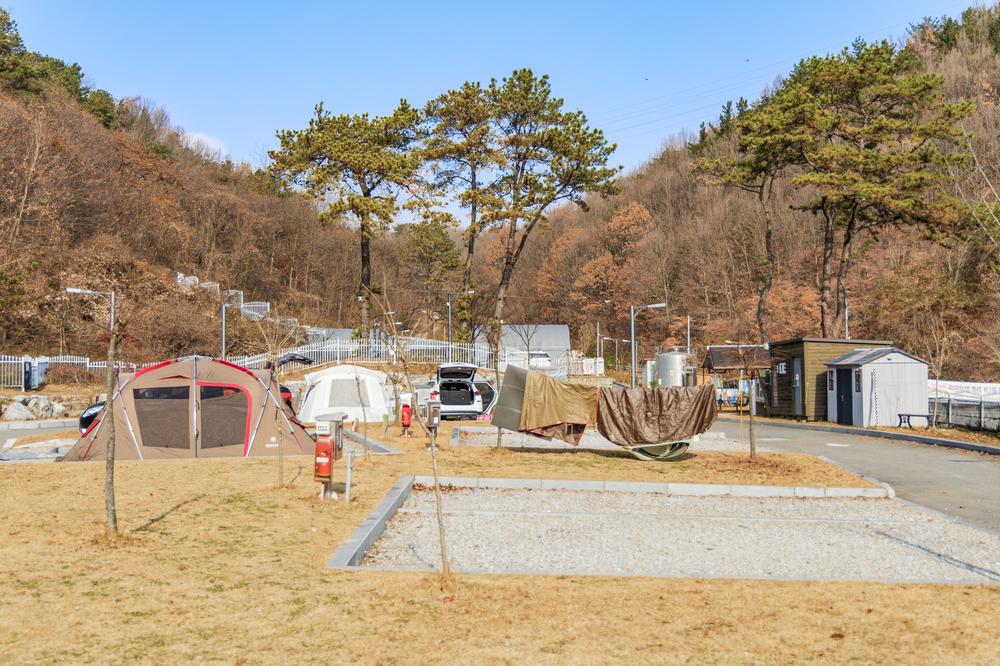 전월산 국민여가캠핑장