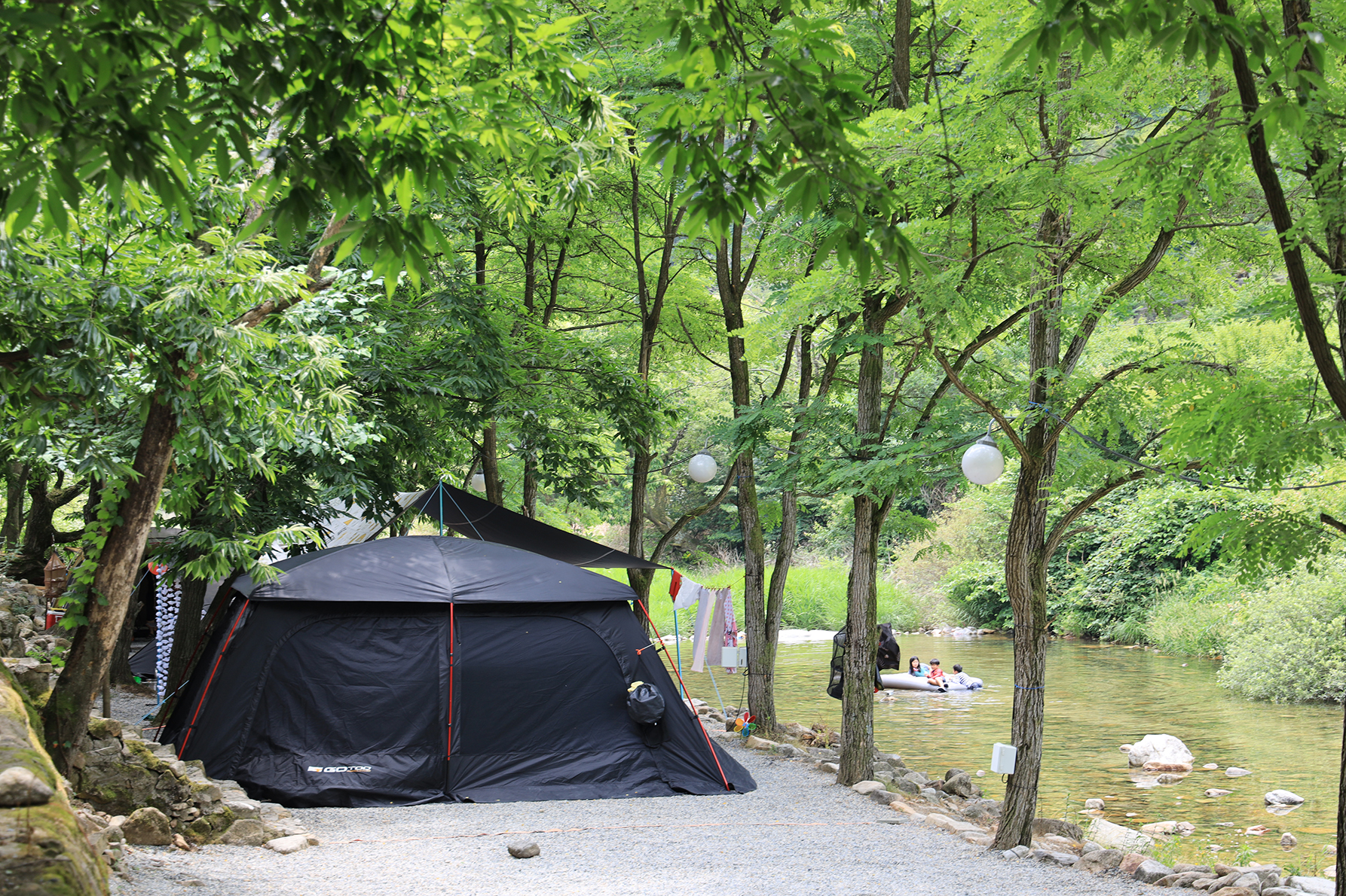 자연과함께 펜션캠핑장