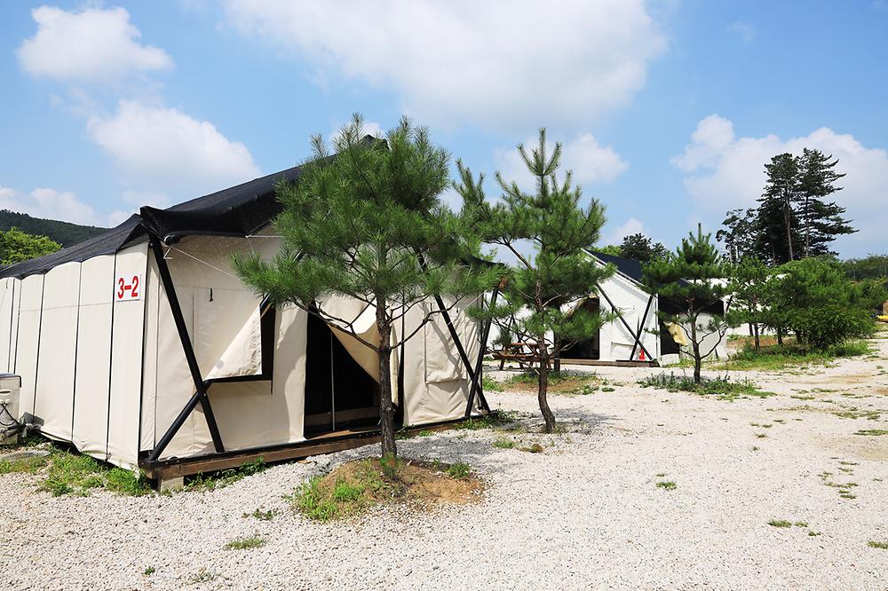 연지곤지팜캠핑장