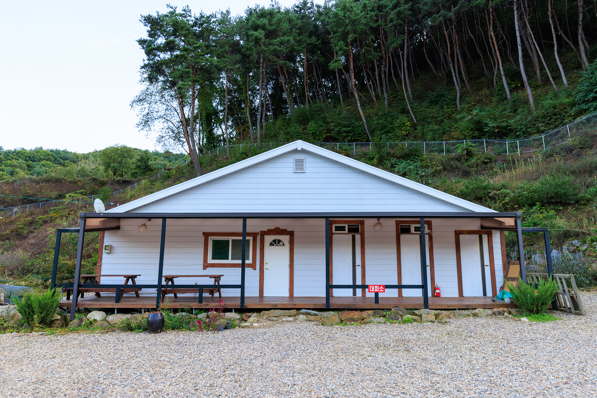 힐링스토리펜션야영장