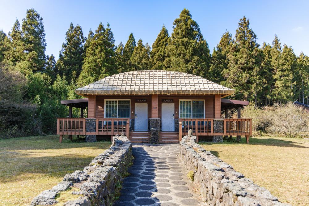 붉은오름 자연휴양림 숲속 야영장