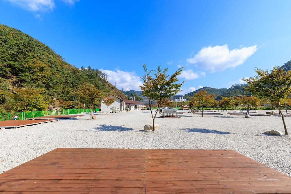 백운일출캠핑장