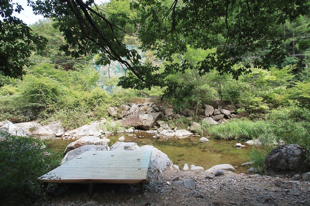 덕동계곡 오토캠핑장