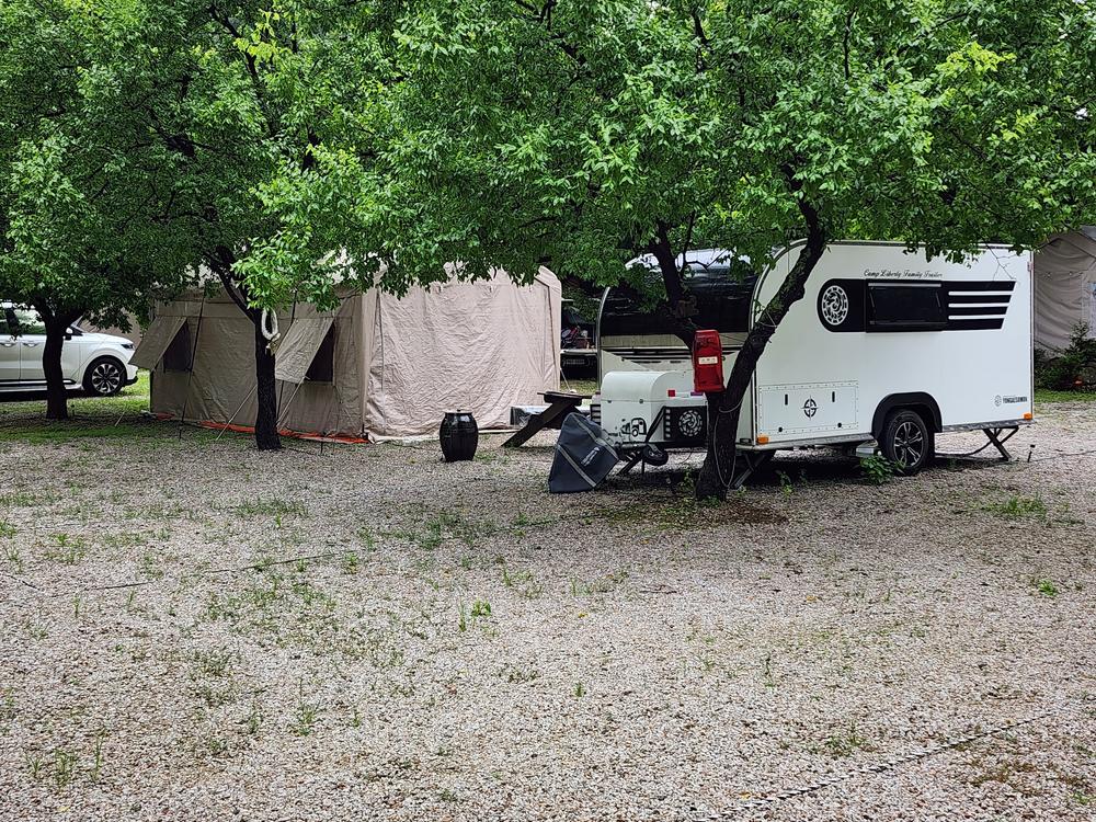 약사밤나무집 캠핑장