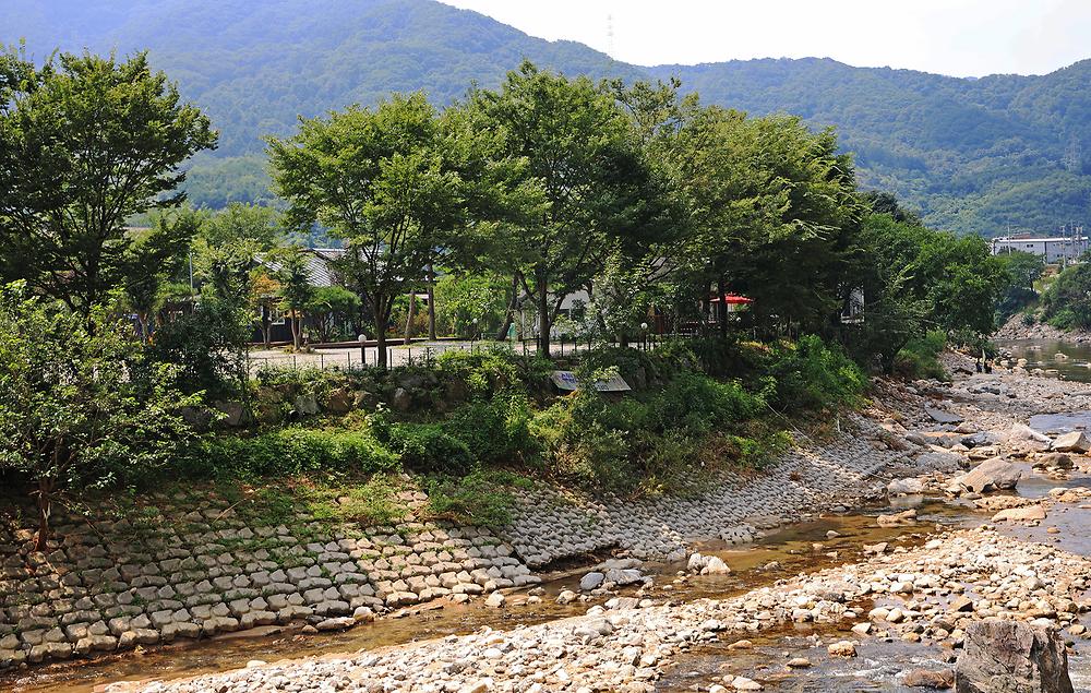 수입리캠핑장