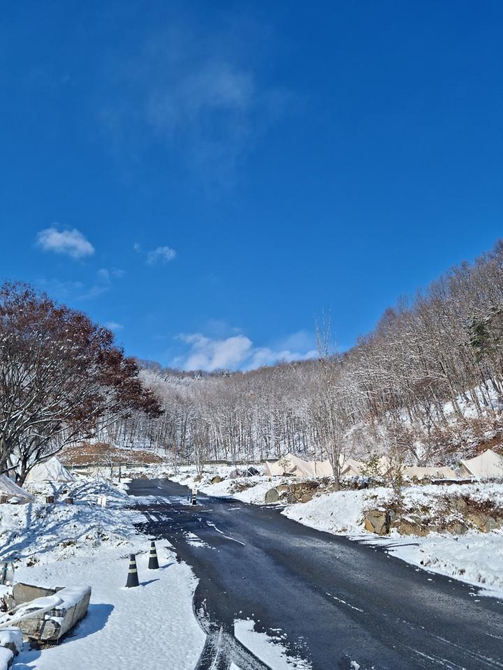 더 빌리지 메인 이미지