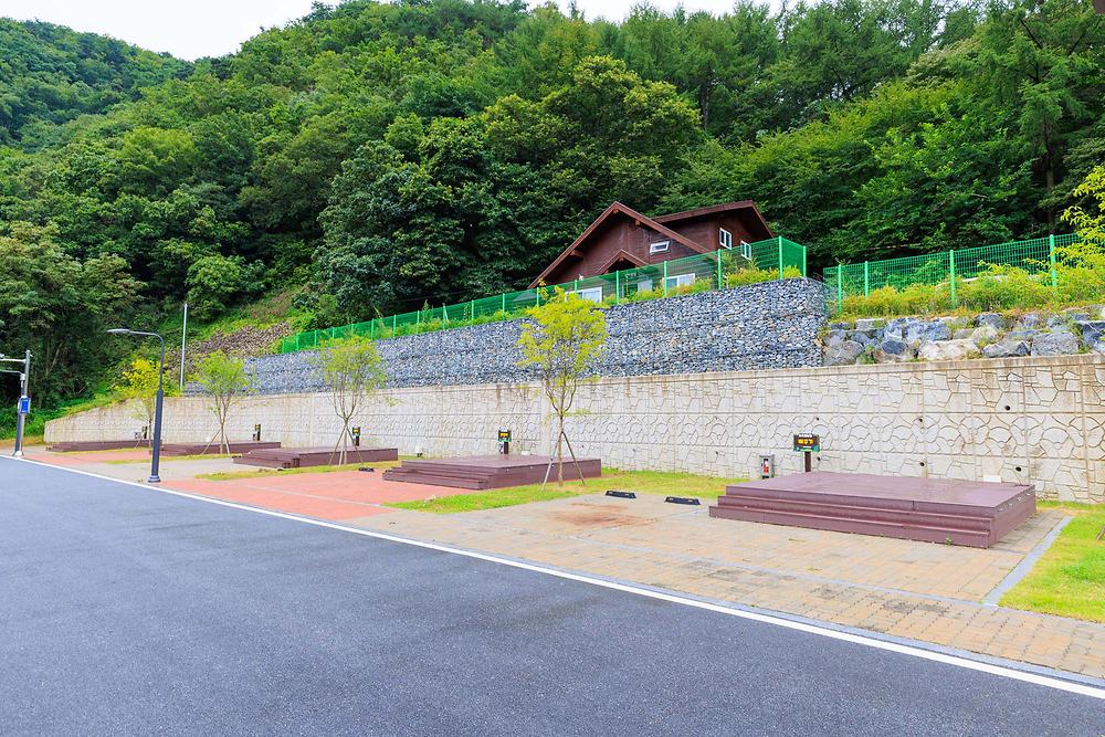 봉황자연휴양림 숲속야영장