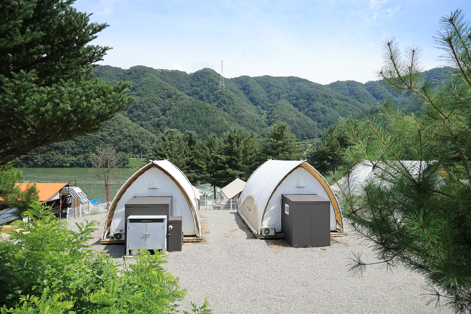 (주)크리스월드더레지던스